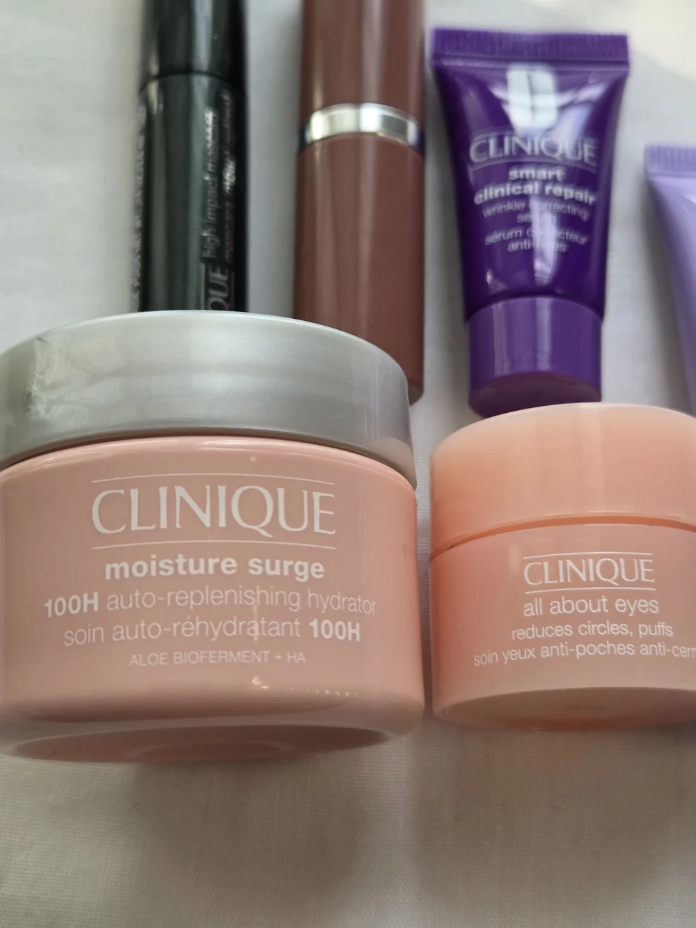 Clinique Olive Green Makeup Case with Makeup And Skincare NWT
